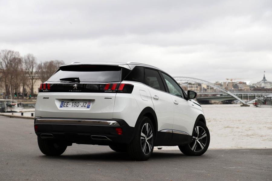  Peugeot 3008 GT Line 2016 года  (WW) (фото 20 из 42)